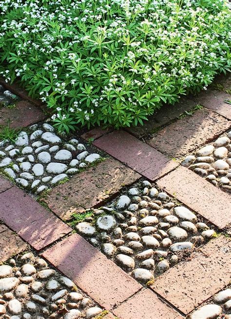 Garden Designs With Pebbles And Pavers Landscaping With Gravel And