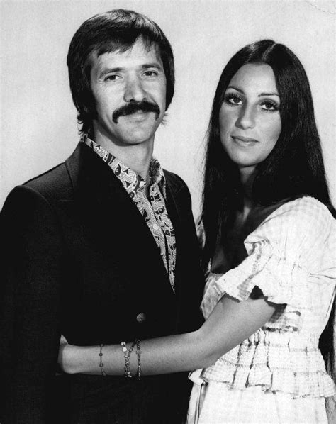 Cher), имя при рождении — ше́рилин саркися́н (англ. Sonny & Cher - Wikipedia