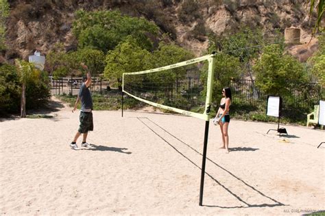 Siri Porn Gallery Jelena Jensen Siri Enjoy Their Day In The Sun Posing At The Volleyball Court