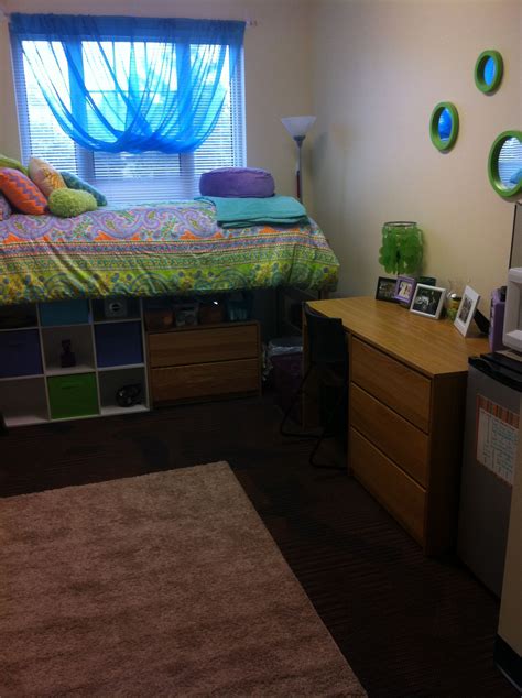 Layout For A Single Room Or Suite Style College Dorm Bright Colors To