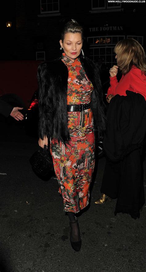 Kate Moss No Source Celebrity Beautiful Babe Posing Hot Paparazzi Party London