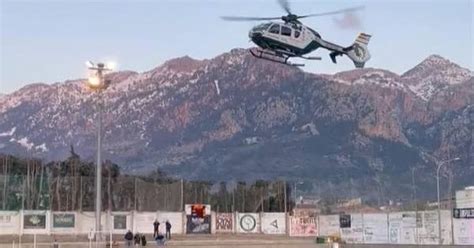 Tiempo en Mallorca Un helicóptero de la Guardia Civil aterriza en