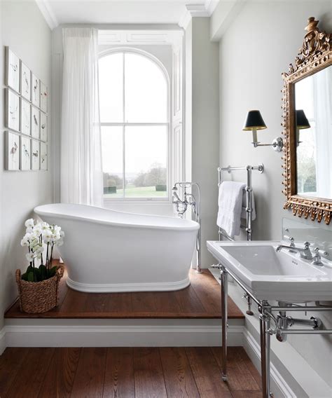 How To Make A Small Bathroom Look Bigger — Clever Tricks To Stretch