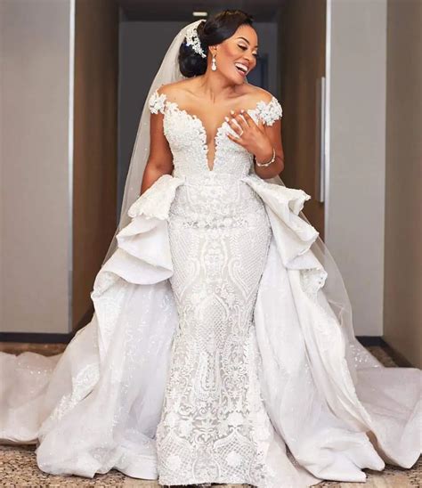 Luxury Plus Size Mermaid African Wedding Dresses With Overskirts Off Shoulders Lace Bridal Gowns