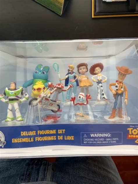 Disney Pixar Toy Story 4 Deluxe Figurine Playset 9 Figure Set Woody