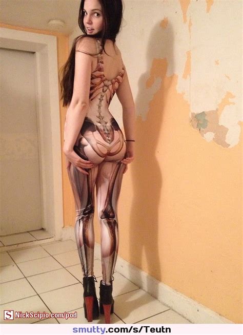 Skeleton Bodysuit Ass Eyecontact Sexart Sexy Hotpose Heels