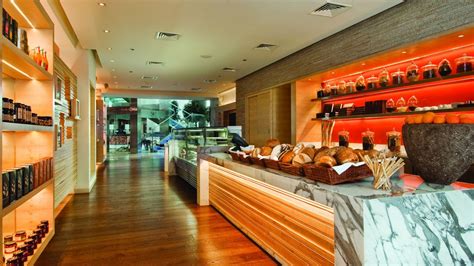 5 Star Luxury Business Hotel In Chennai India Hyatt Regency Chennai
