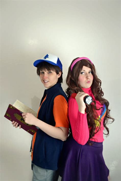 The Pines Twins Gravity Falls Cosplay Mabel Pines Cosplay Couples
