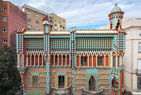 Visitar La Casa Vicens De Antoni Gaudí En Barcelona