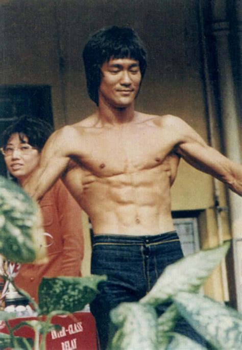 Pin By Diane On 1973･3･13 Xavier College Bruce Lee Body Bruce