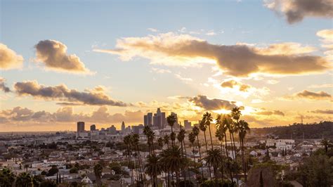 4k Los Angeles Skyline And Palm Trees Day To Night Sunset Emerics