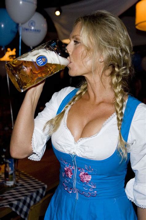 É Sextaaaaaaaaaaaaaaaaaaaaaaa Oktoberfest Beer And Dirndl