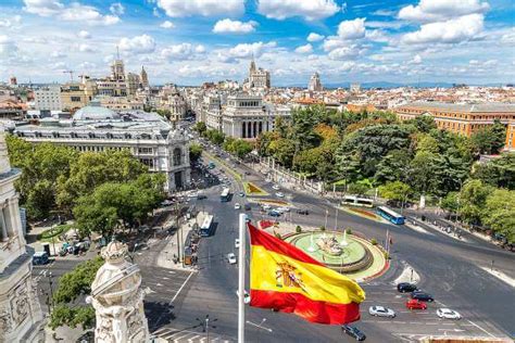 Morar na Espanha Custo de vida e intercâmbio na Espanha IE