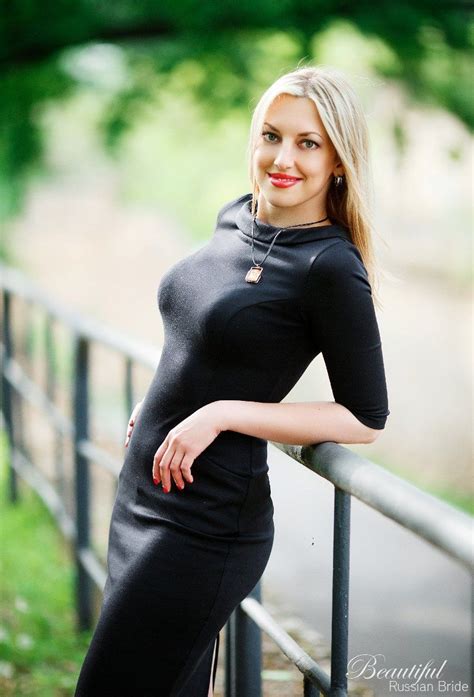 Beautiful Ukrainian Bride Elena From Kherson 32yo Hair Color Light Brown Russian Bride