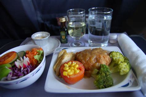 United Airlines Domestic First Class Airline Food In Flight Meal