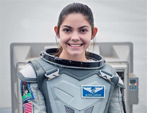 alyssa carson la inspiradora historia de la astronauta adolescente de la nasa que supo