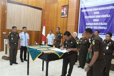 Cek keaktifan bpjs kesehatan sangatlah penting. BPJS Kesehatan Cabang Gorontalo dan PT. Permodalan Nasional Madani Cabang Gorontalo MoU dengan ...