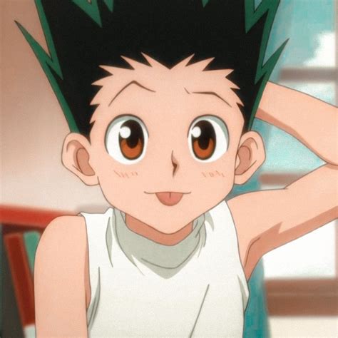 Does fatherly actions he never received from his father his whole life, to a foxbear. Pin on gon