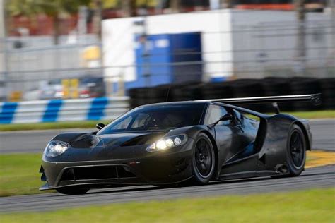 Watch The 2017 Ford Gt Testing At Daytona Speedway