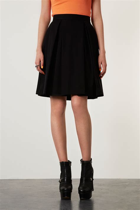 Topshop Knee Length Pleat Skirt In Black Lyst