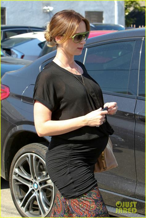Pregnant Emily Blunt Gets Her Hair Done Before The Holiday Weekend