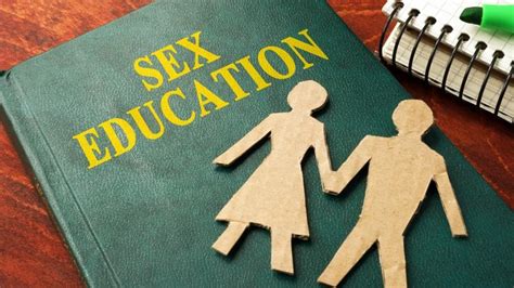 Klaim Pendidikan Seksual Dalam Konten Media Sosial Dosen Ilmu