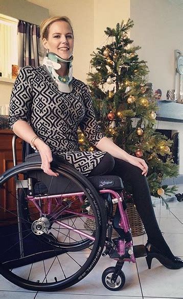 phelddagrif instagram makeup chicka with one leg and a neck brace tumblr pics