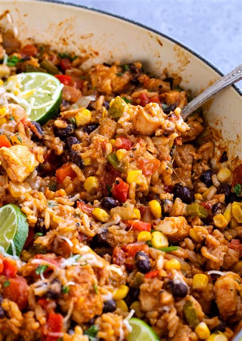 Southwest Chicken And Rice One Pan The Chunky Chef