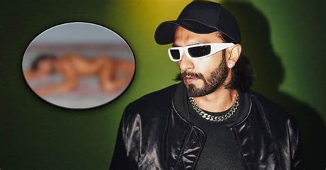 Ranveer Singh N Ude Photoshoot Controversy Mumbai Police Files Fir Against The Actor For