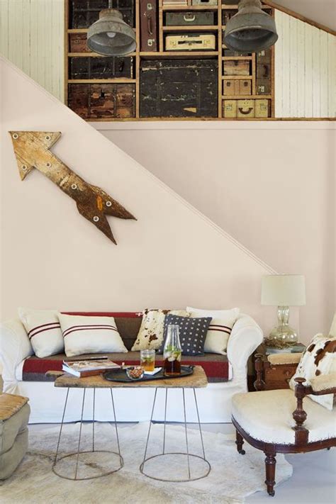 Mar 29, 2019 · magnolia home: 16 Best Living Room Paint Colors - What's the Best Color ...