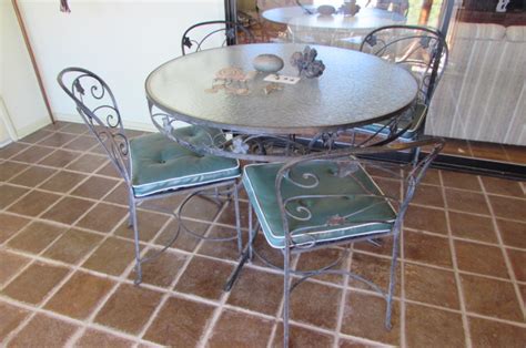 Lot Detail Vintage Wrought Iron Patio Table And 4 Matching Chairs
