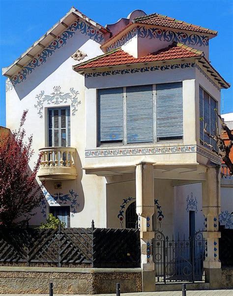 Simple Science: How to Make a Volcano with Kids