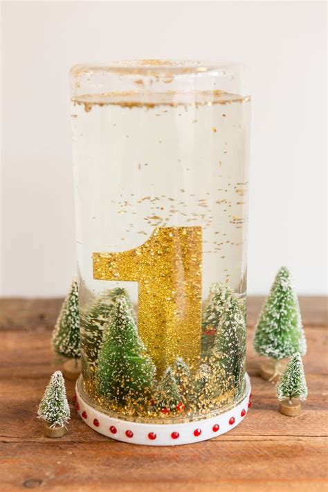 Bring Holiday Cheer To Your Winter Wedding With Diy Snow Globes