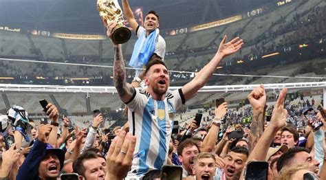 720x1548 Resolution Fifa World Cup 2022 Champion Celebration 720x1548