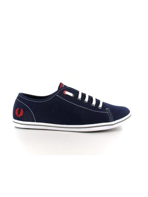 Dans nos promos fred perry , choisissez la matière ou la couleur dont vous avez envie. Fred Perry Phoenix toile navy / red - Fred Perry - Marques