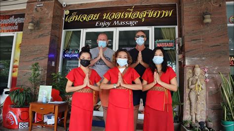 tony and jim in hua hin ep 02 a thai massage and 2 lovely hotels with a happy ending youtube