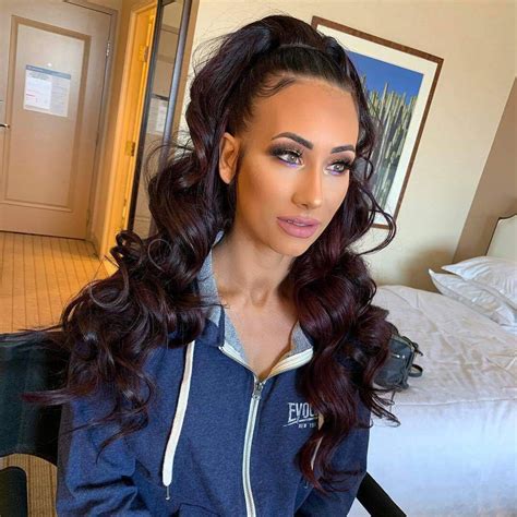 Pin By L O N A On Carmella Wwe Female Wrestlers Long Hair Styles