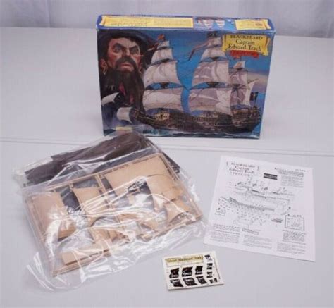 1 250 Scale Captain Edward Teach Blackbeard Pirate Ship Model Kit By Lindberg Ebay
