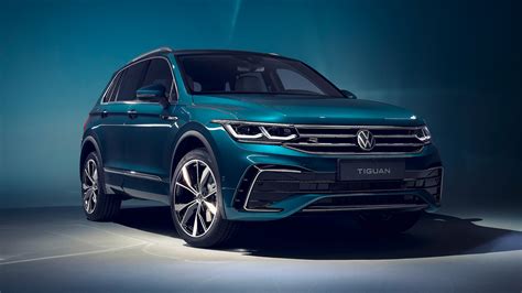 2022 Volkswagen Tiguan First Look Vws Compact Crossover Gets Sleek