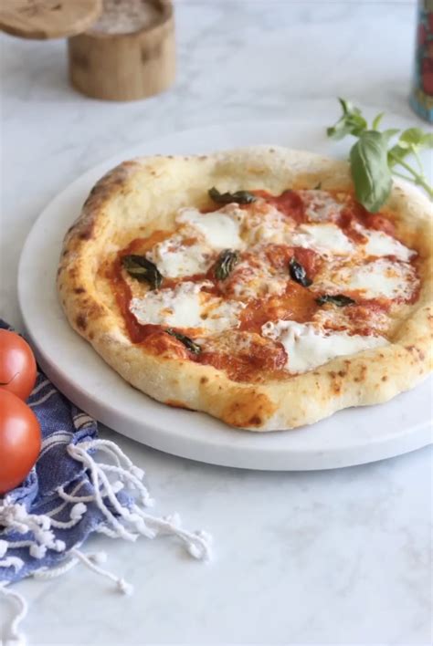 Neapolitan Style Pizza From Home Ambers Kitchen Cooks