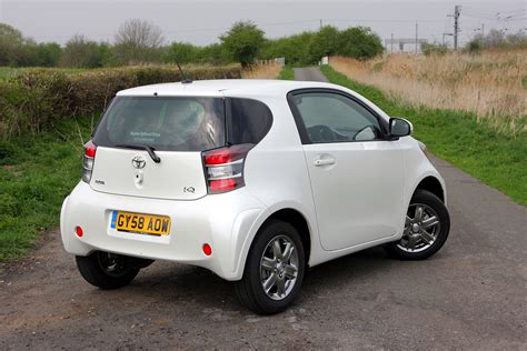 Used Toyota Iq Hatchback 2009 2014 Review Parkers