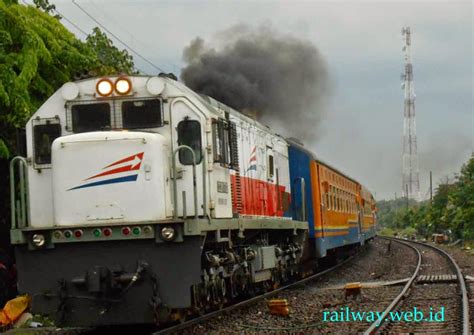 Yang disebut kereta api bisnis adalah kelas kereta penumpang di bawah kelas eksekutif. Jadwal Kereta Ekonomi Tanjung Priok Purwakarta - Apr Contoh