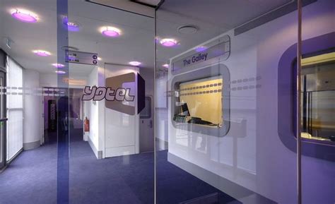 Located in gatwick, bloc hotel london gatwick airport is connected to the airport. Dependable Hotel Chains Around the Globe | Hotel, Yotel hotel, Modular design