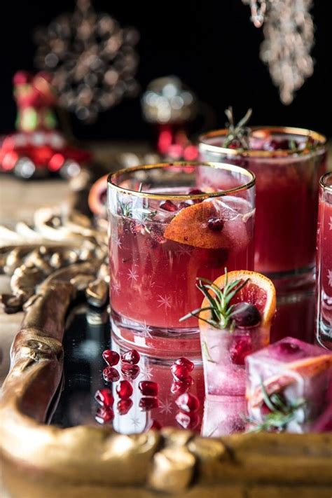 Get recipes for your next gathering. Christmas Bourbon Cocktail - Cranberry Christmas Smash ...