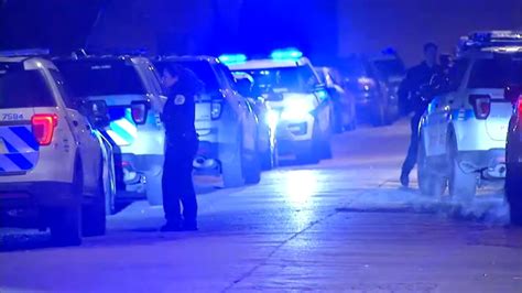 Cpd Officer Struck By Vehicle Fleeing Traffic Stop In North Lawndale On