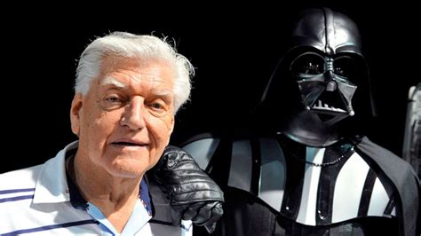 Darth Vader Actor From Original Star Wars Trilogy Dave Prowse Dies At 85 Abc7 Los Angeles