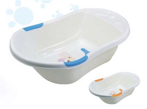 An evening bath is a good way to signify the end of the day and a morning bath can precede a morning sleep. Baby Bath Tub Manufacturer & Exporters from, India | ID ...