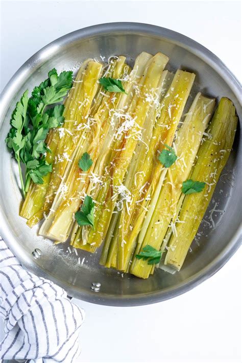 white wine braised leeks with parmesan recipe braised leeks vegetable side dishes recipes