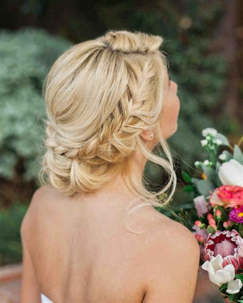 10 Ways To Upgrade The Wedding Braid Martha Stewart Weddings