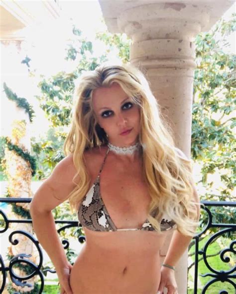Britney Spears Volta A Destacar Se Com Fotografias Atrevidas Atualidade Sapo Lifestyle